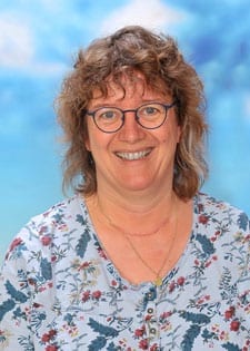 Monique van Oosten